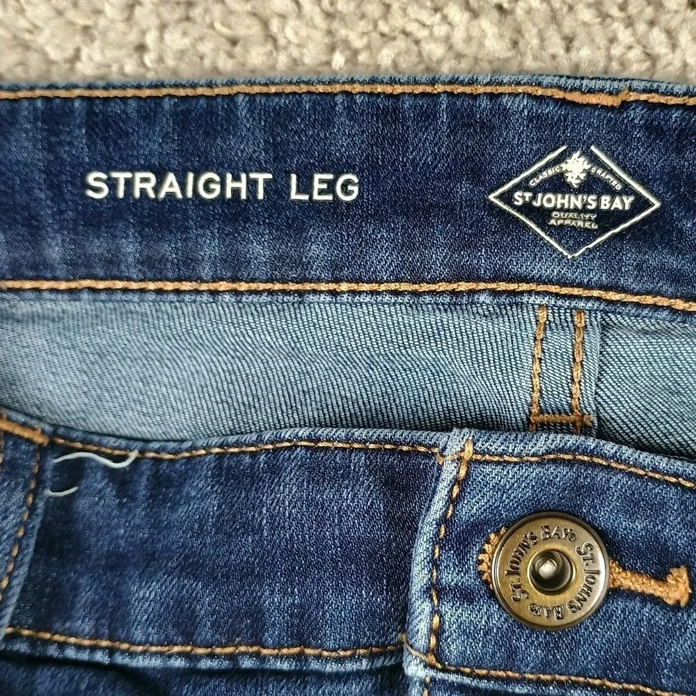 St. John's Bay Women's Size 12 Straight Leg Jeans Blue Denim Stretch Mid Rise